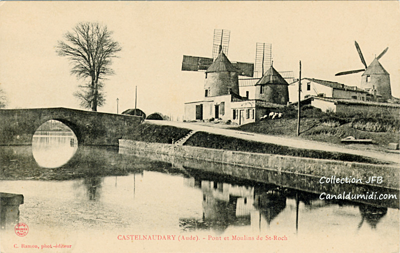 Les trois moulins Saint-Roch à Castelnaudary, près du pont et de l'écluse du même nom